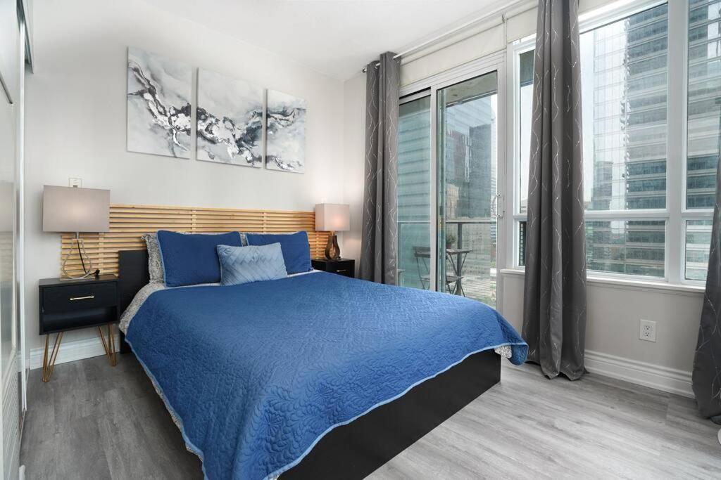 1504 Brand New Best Location 1Br Den With Amazing View Apartment Toronto Exterior photo